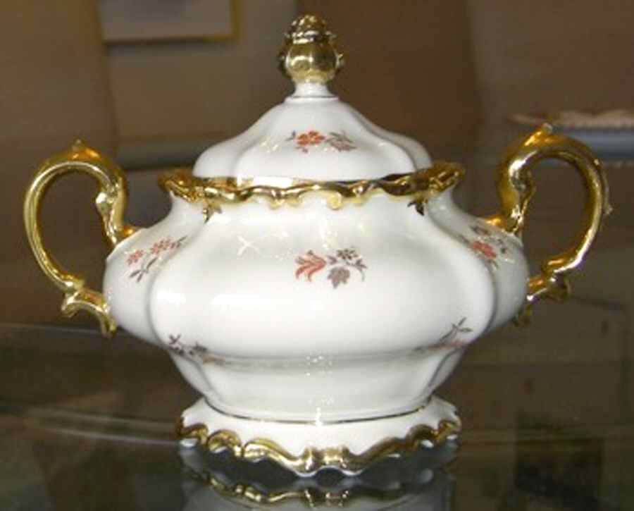 R2202 Sugar Bowl & Lid by Rosenthal - Continental-1