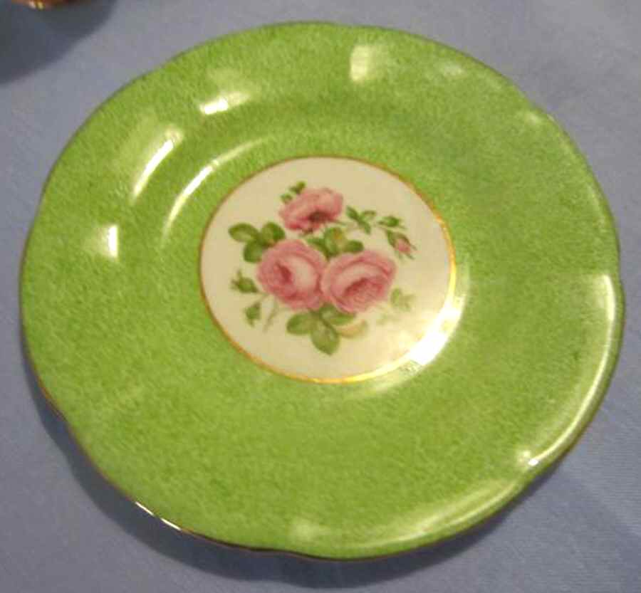 RLY29 Saucer by Roslyn (England)-1