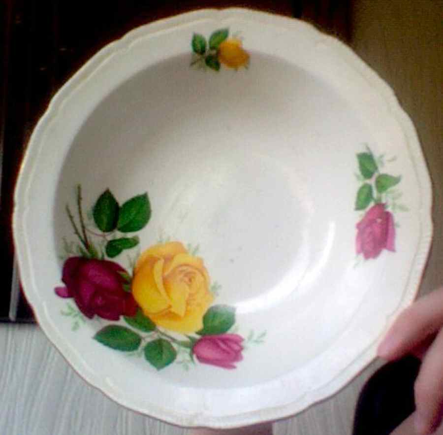 RSN19 Rim Cereal Bowl by Royal Swan-1