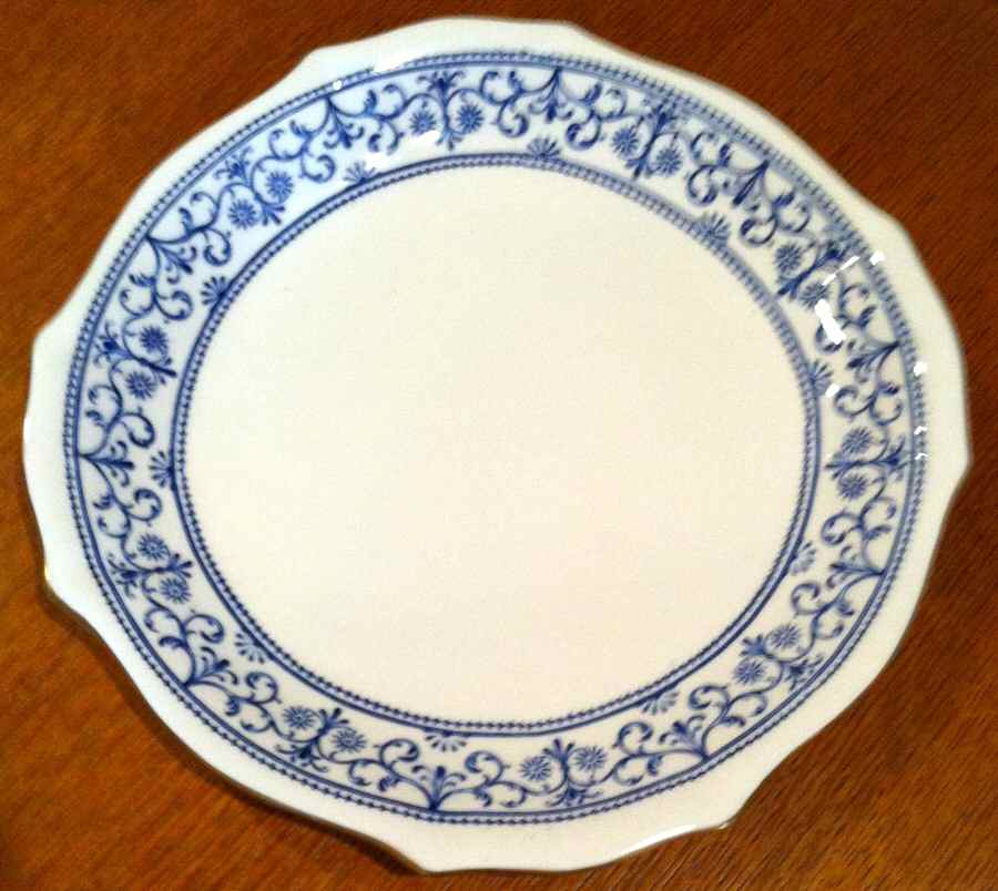 RCD152 Luncheon Plate by Royal Crown Derby-1