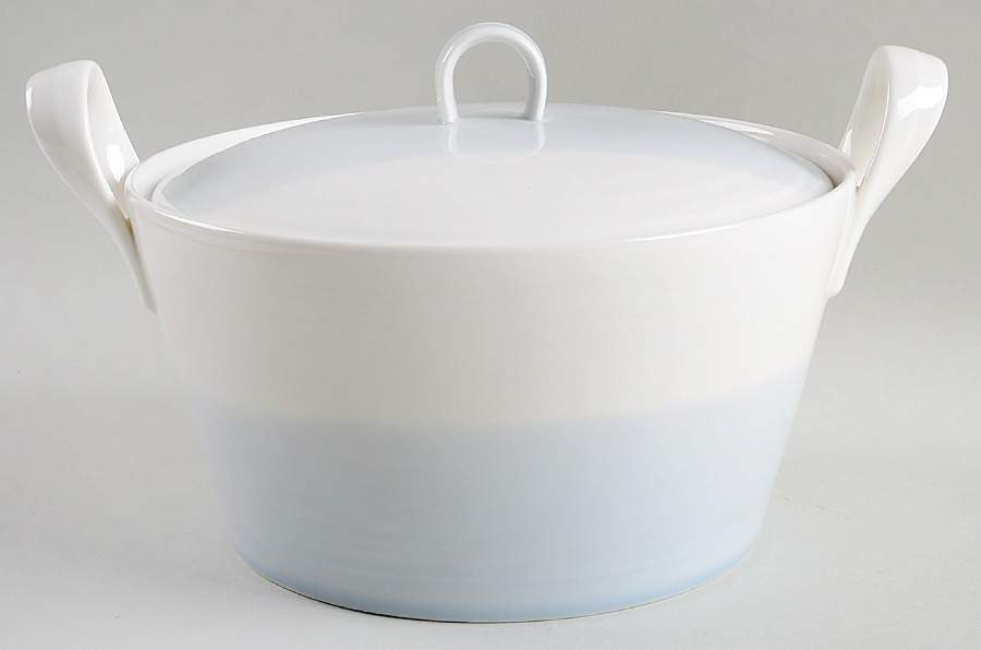 1815 2.5 Qt Round Covered Casserole by Royal Doulton-1