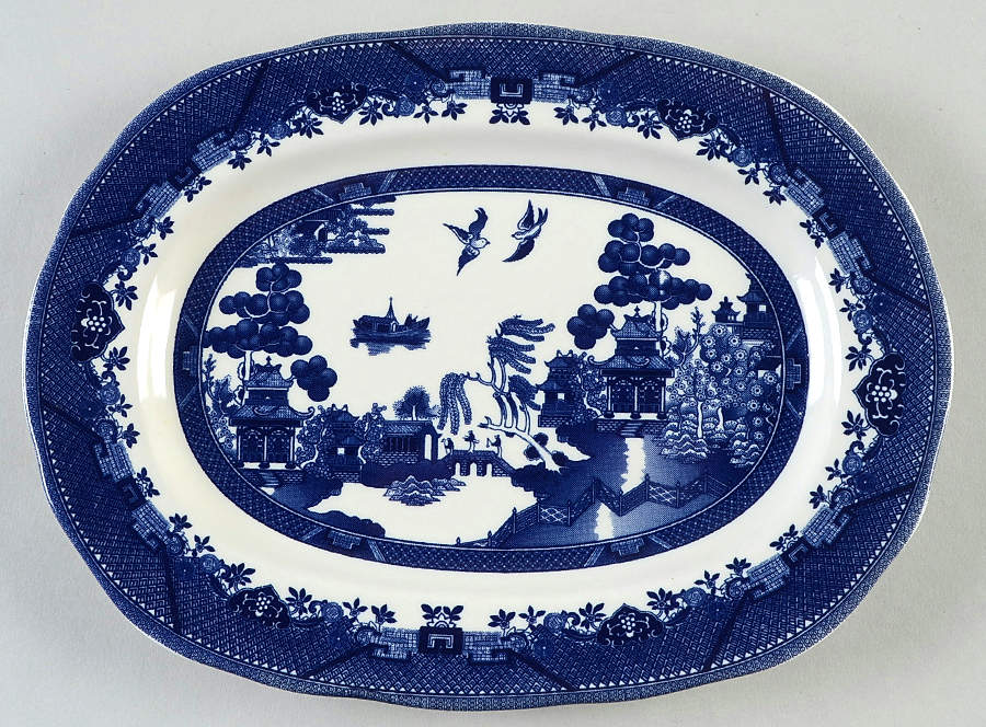 Blue Willow 9" Oval Serving Platter by Royal Traditions-1