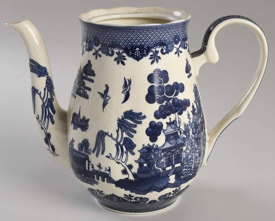 Blue Willow Coffee Pot No Lid by Royal Traditions-1