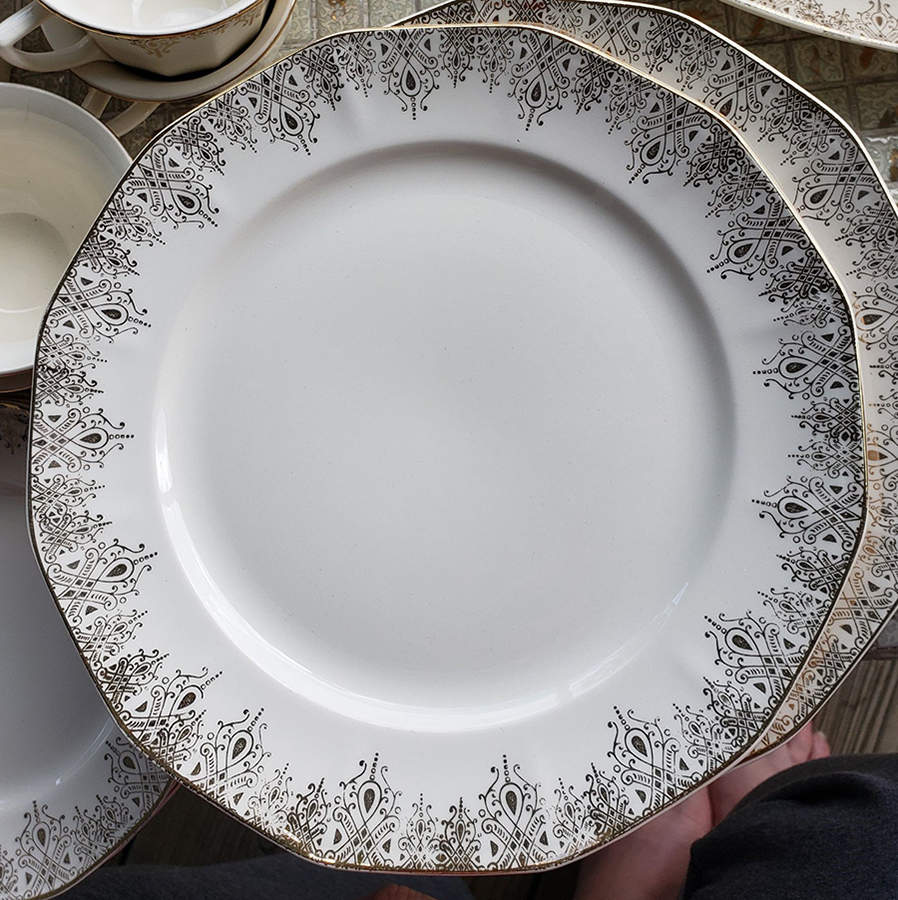 RYL341 Luncheon Plate by Royal (USA)-1