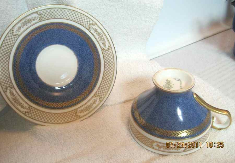 H4114 Footed Cup & Saucer Set by Royal Doulton-1
