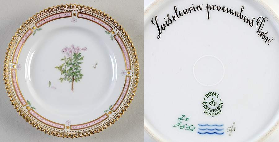 Flora Danica (1790 To 1960) Bread & Butter Plate-Loiseleuria prcumbens Desv. by Royal Copenhagen-1