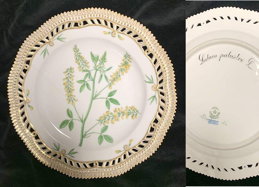 Flora Danica (1790 To 1960) 9" Pierced Luncheon Plate/Fruit Std-Sedum palustre by Royal Copenhagen-1