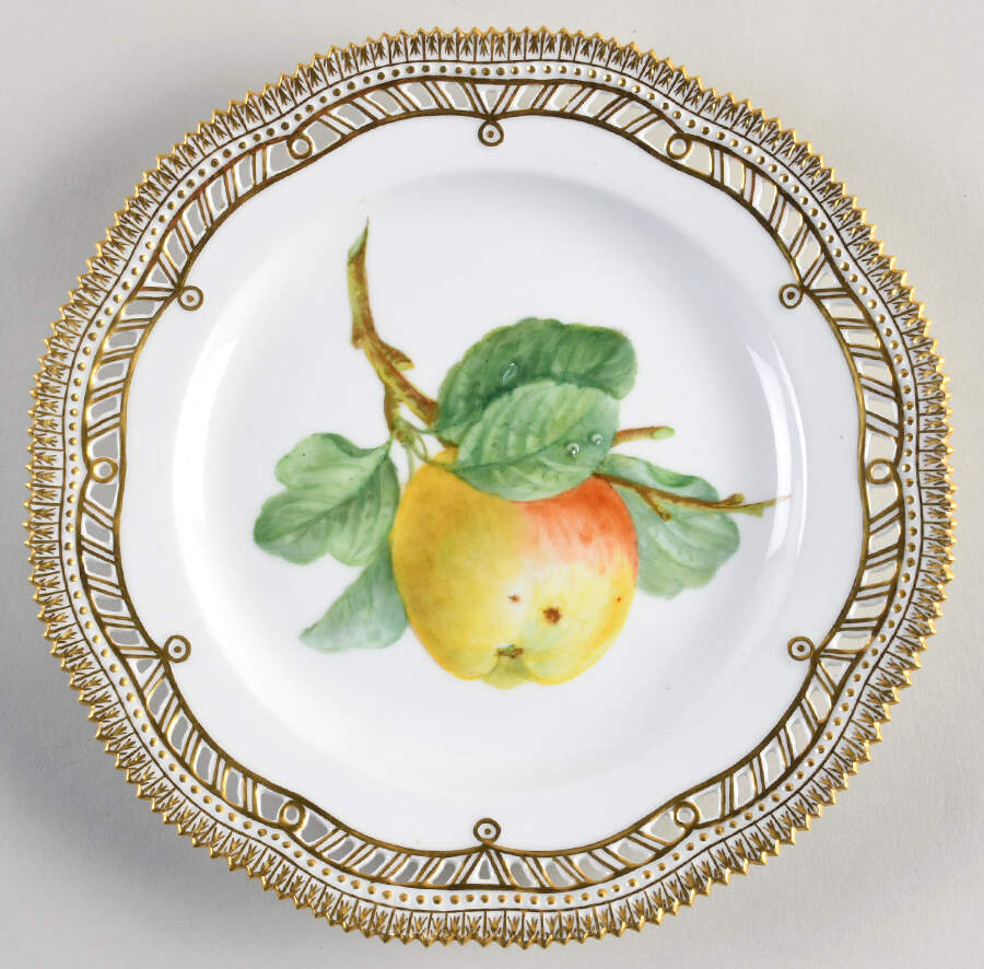 Flora Danica (1790 To 1960) 9" Pierced Luncheon Plate/Fruit Stand-Apple by Royal Copenhagen-1