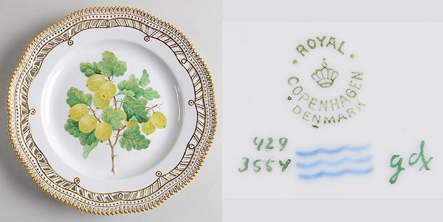 Flora Danica (1790 To 1960) 9" Pierced Luncheon Plate/Fruit Stand-White Gooseberry by Royal Copenhagen-1