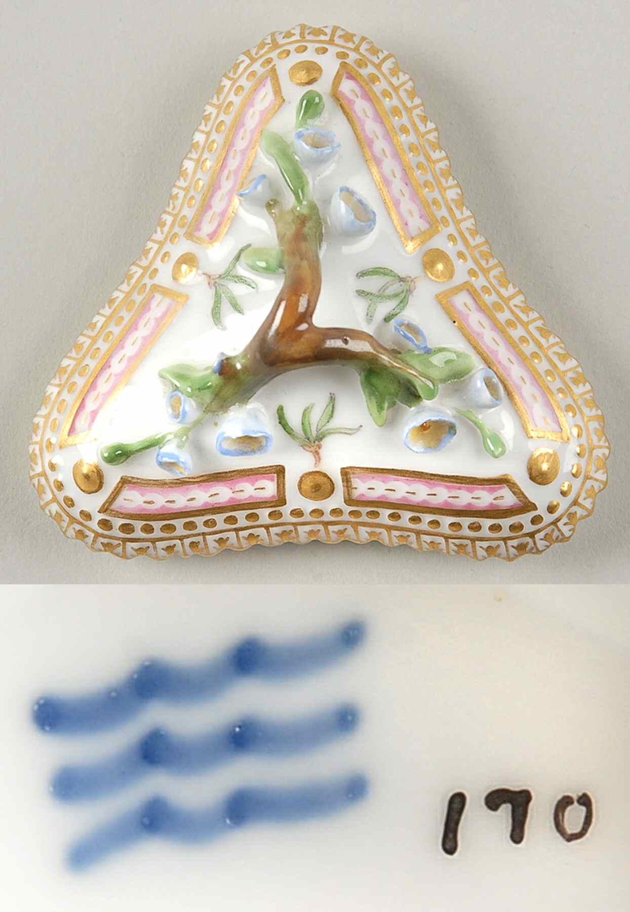 Flora Danica (1790 To 1960) Lid for Triangular Custard Cup-No Decal by Royal Copenhagen-1
