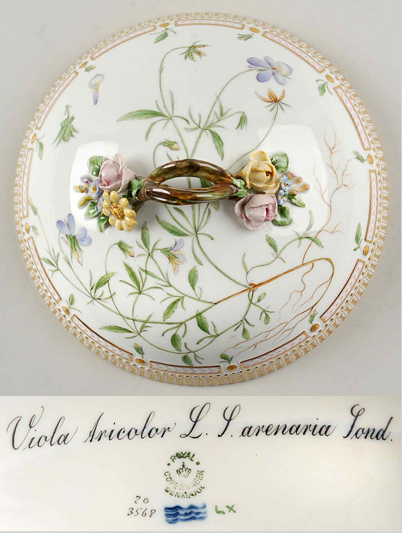 Flora Danica (1790 To 1960) Lid for Round Vegetable-Viola Aricolor L Laren by Royal Copenhagen-1