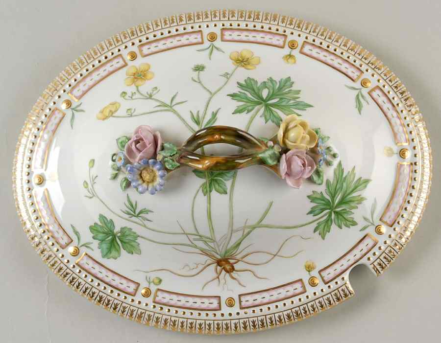 Flora Danica (1790 To 1960) Lid for 4Qt Oval Tureen Ranunculus Polyanthemus L. by Royal Copenhagen-1