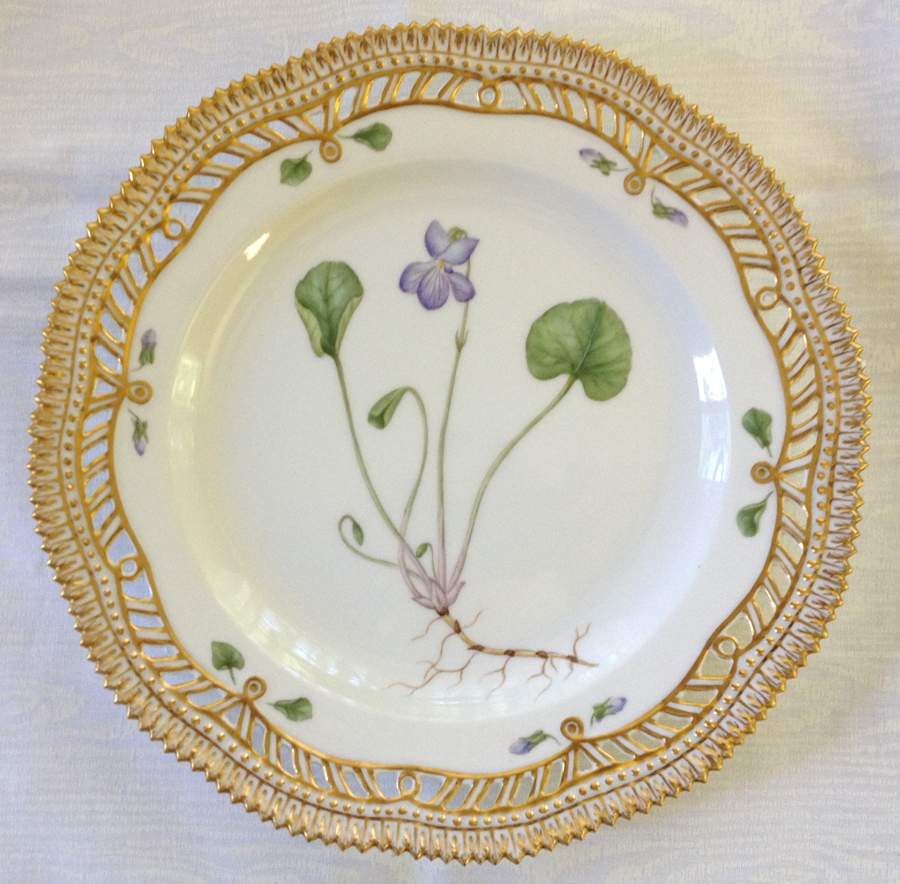 Flora Danica (1790 To 1960) 9" Pierced Luncheon Plate/Fruit Std-Viola epipsila by Royal Copenhagen-1
