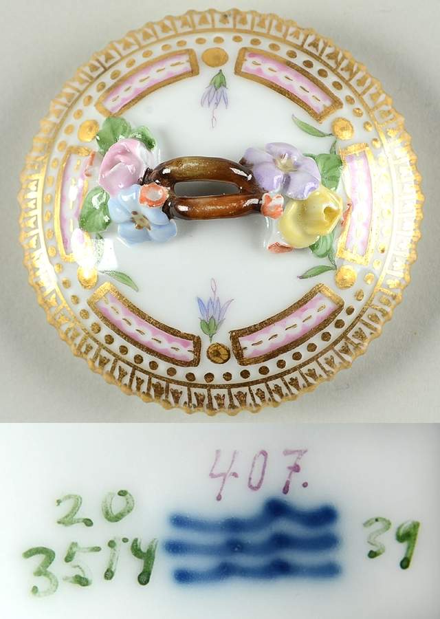 Flora Danica (1790 To 1960) Round Custard Lid-No Decal by Royal Copenhagen-1