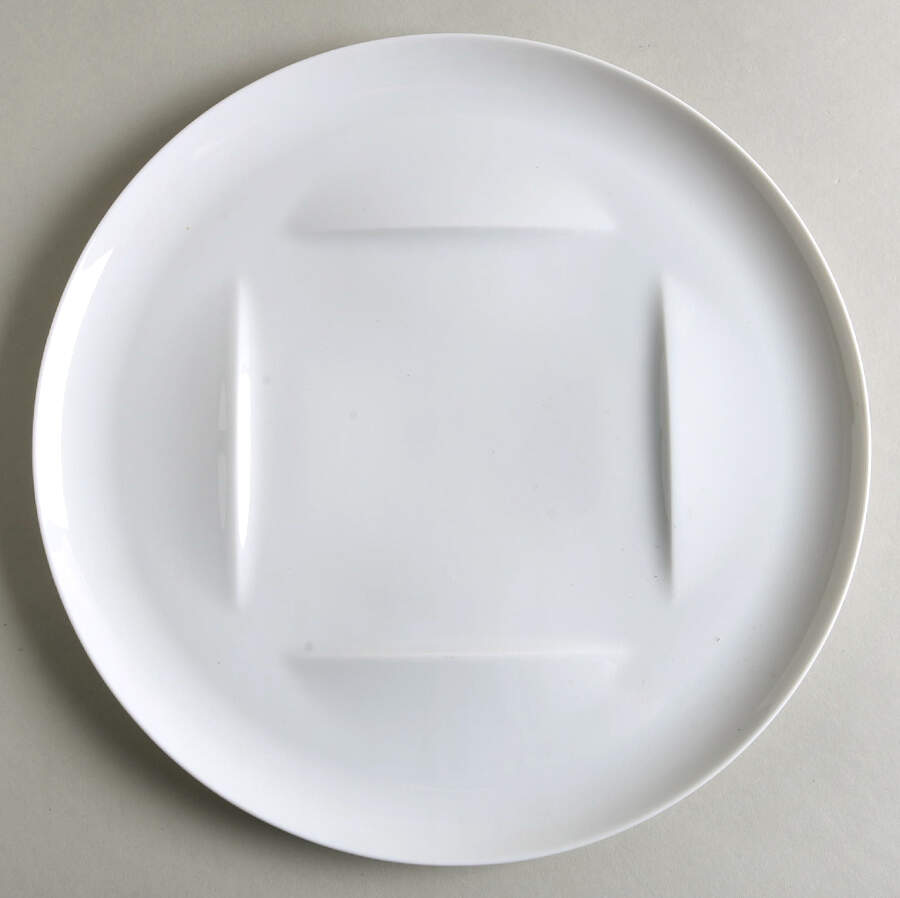 Lunes Dinner Plate by Raynaud-1