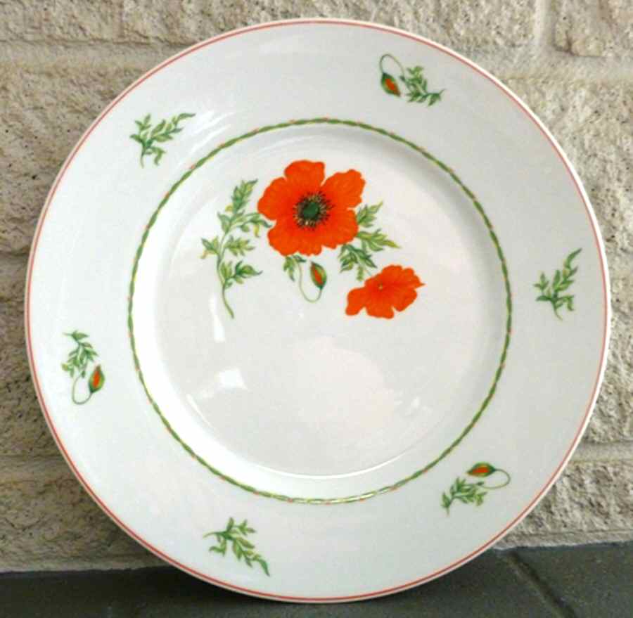 Coquelicot Dinner Plate by Royal Chapus-1