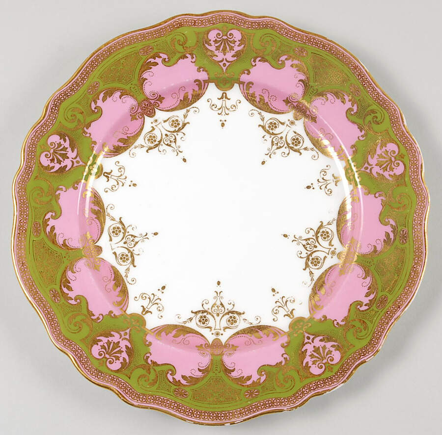 W68 Dinner Plate by Royal Worcester-1