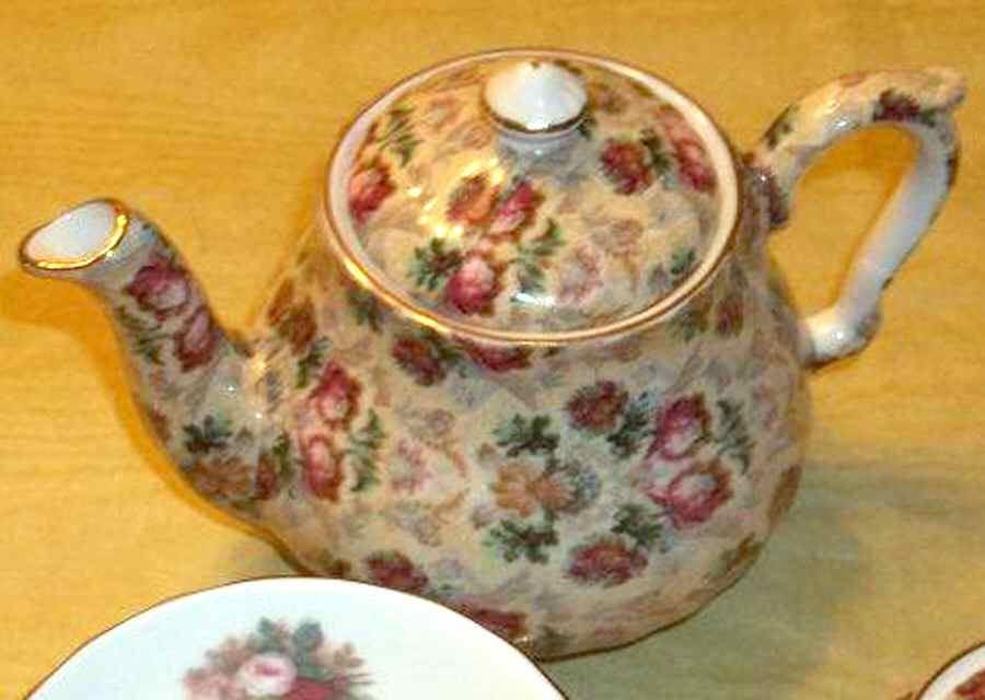 RPN16 Individual Teapot & Lid by Royal Patrician-1