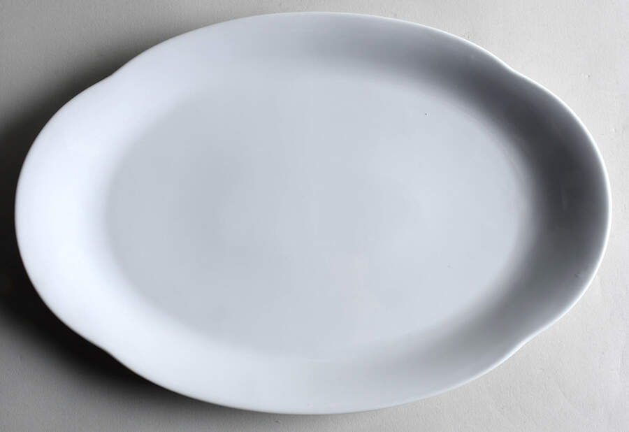 R6L23 13" Oval Serving Platter by Royal Limoges-1