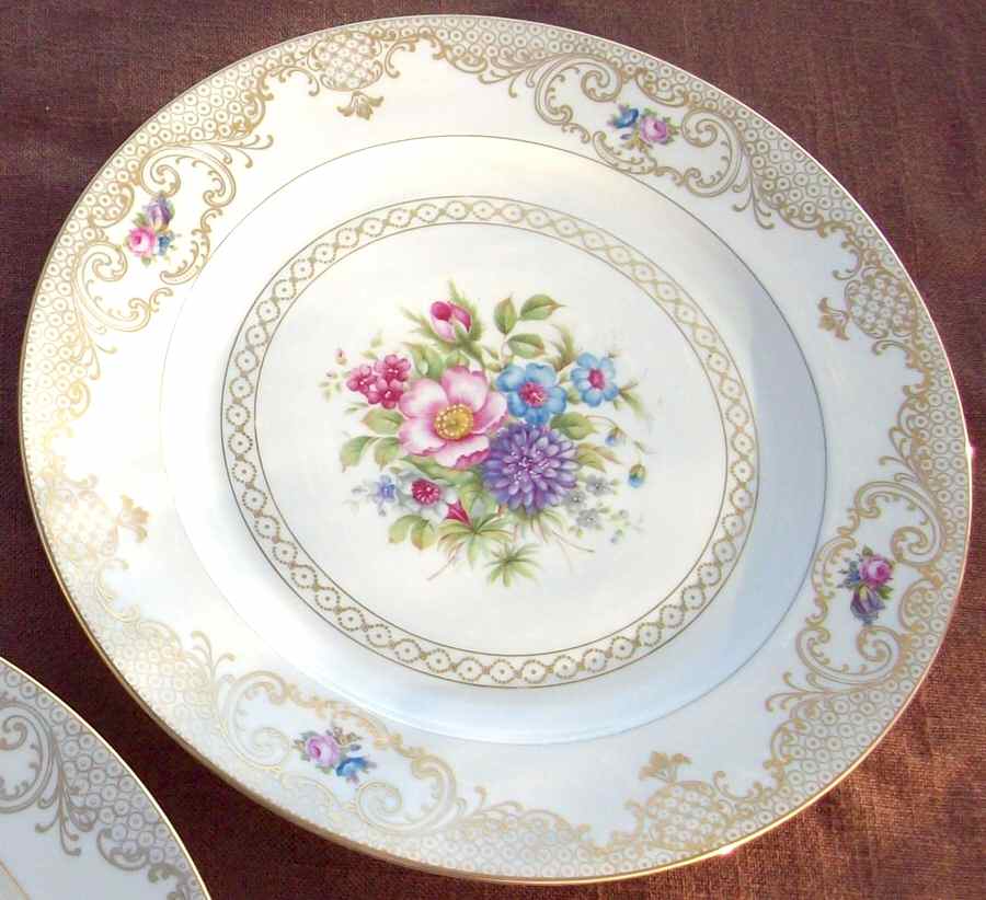 5861 Dinner Plate by Rosenthal - Continental-1