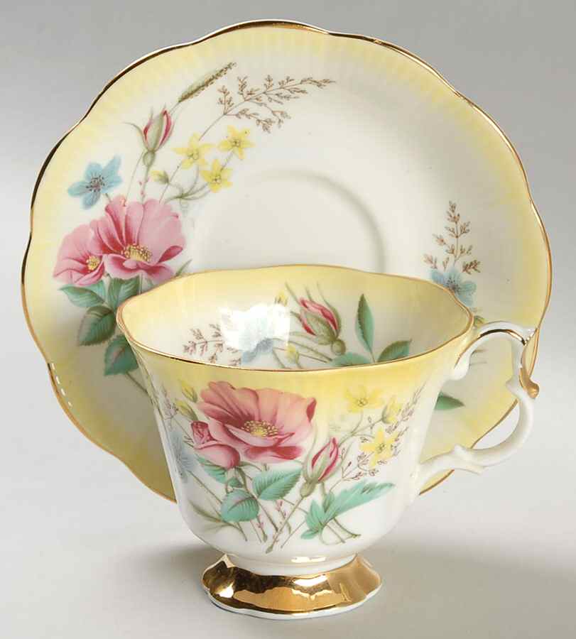 4376 Footed Cup & Saucer Set by Royal Albert-1