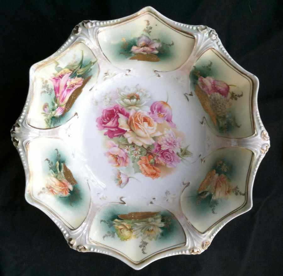 RPU44 9" Round Vegetable Bowl by RS Prussia-1