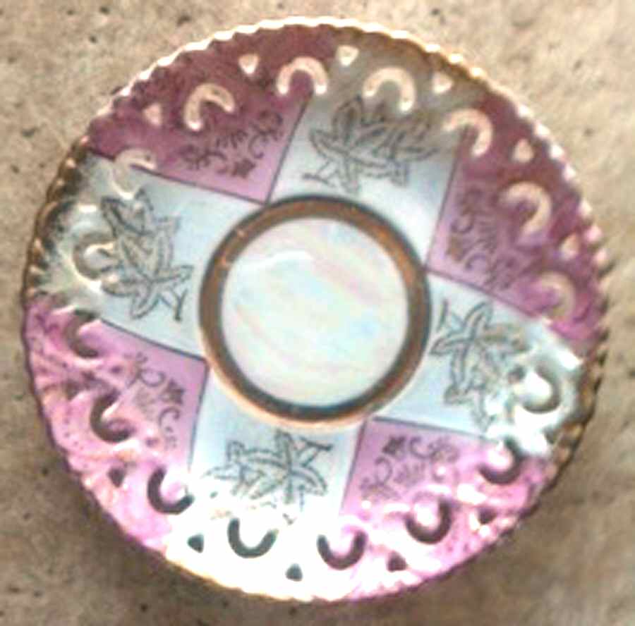 55-905 Saucer by Royal Crown (Japan)-1
