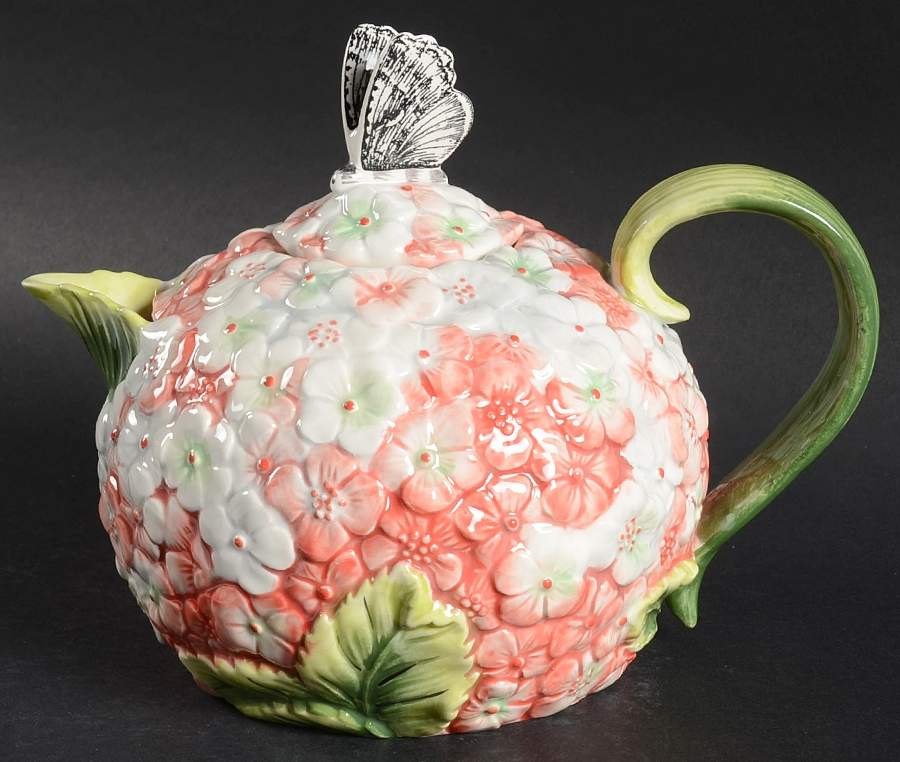 Edie Rose Hydrangea Collection Teapot & Lid by Rachel Bilson-1