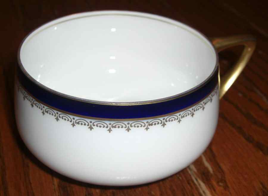 D253 Flat Cup by Rosenthal - Continental-1