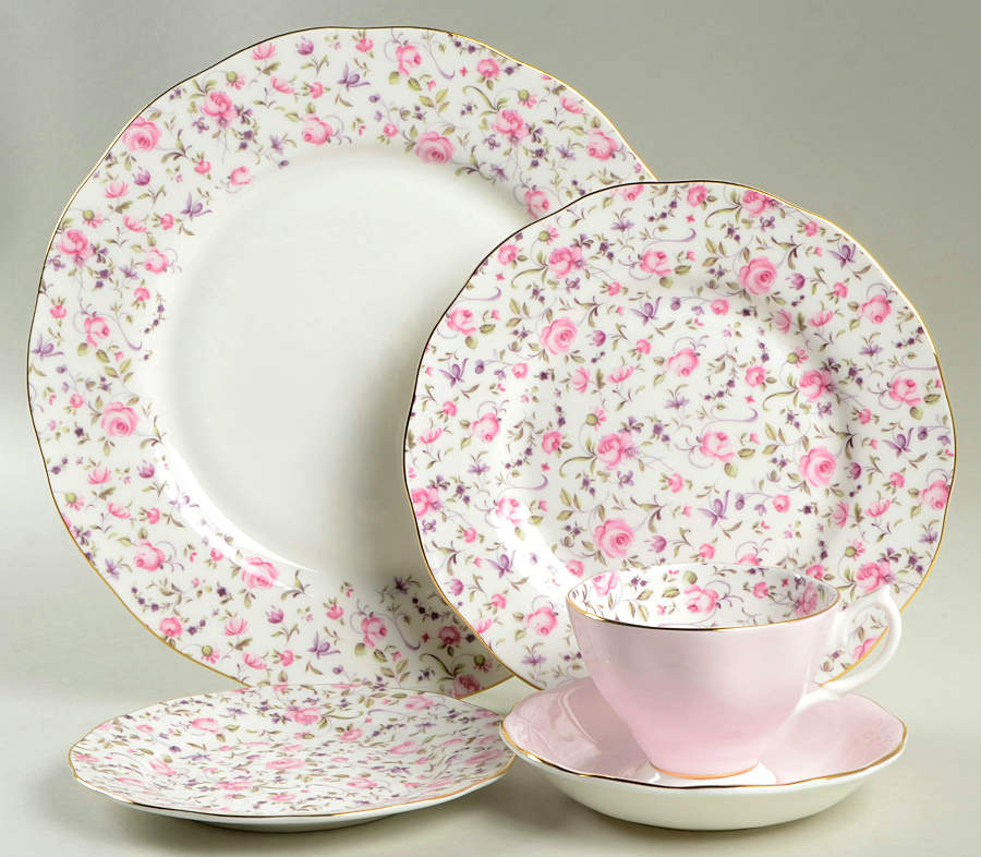 Rose Confetti 5 Piece Place Setting by Royal Albert-1