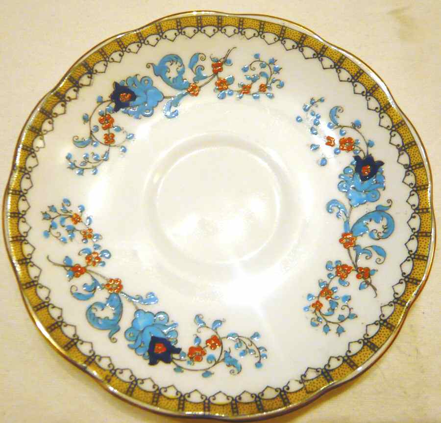 ROA256 Saucer by Royal Albert-1