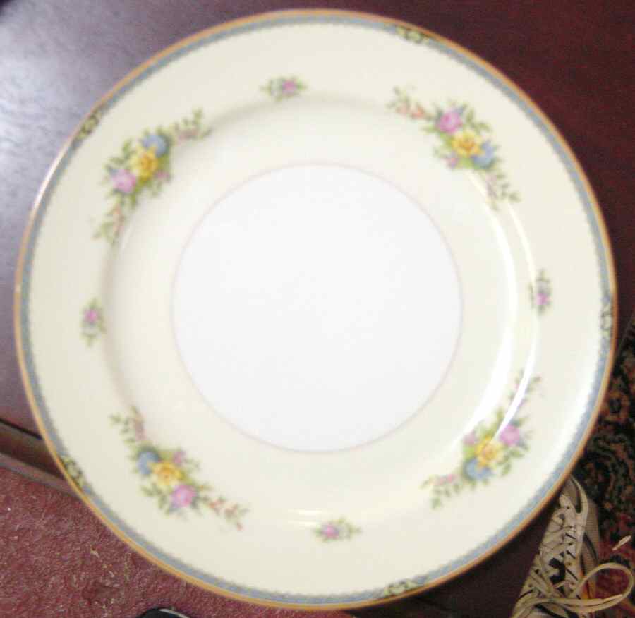 RO94 Dinner Plate by Rose (Japan)-1