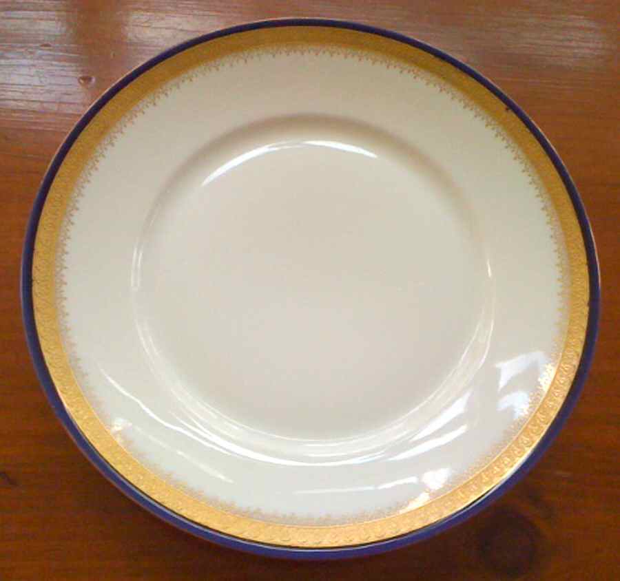 R2551 Dinner Plate by Rosenthal - Continental-1