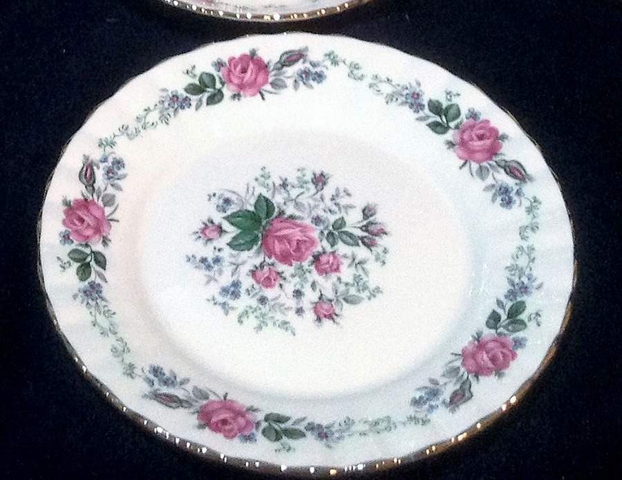 RST194 Dessert/Pie Plate by Royal Stafford-1