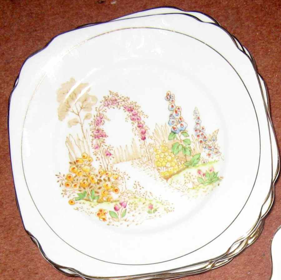 8504 Bread & Butter Plate by Roslyn (England)-1