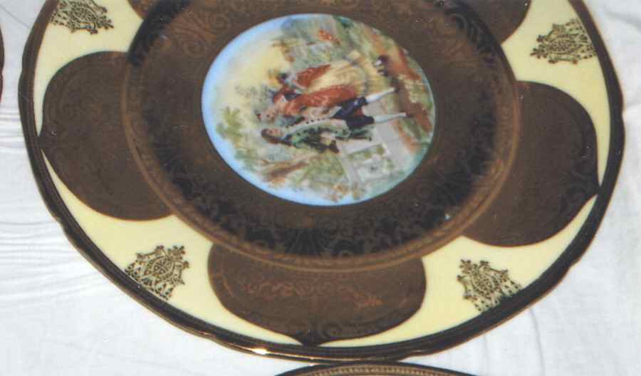 RCQ17 Service Plate (Charger) by Royal China (made in France)-1