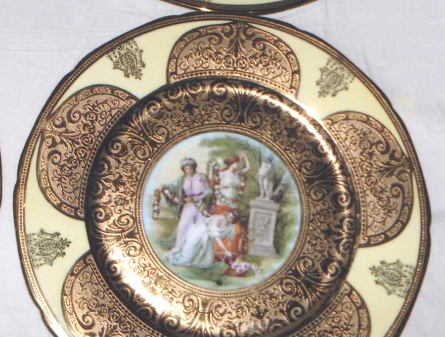 RCQ17 Service Plate (Charger) by Royal China (made in France)-1