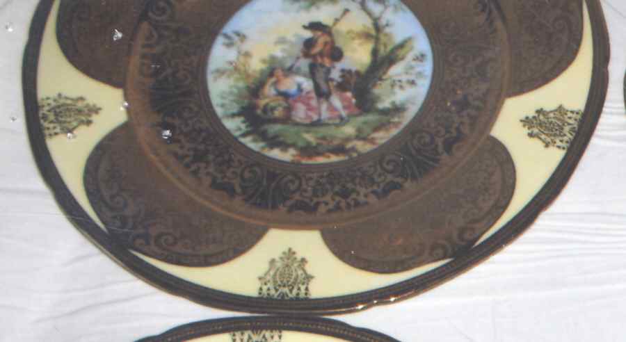 RCQ17 Service Plate (Charger) by Royal China (made in France)-1