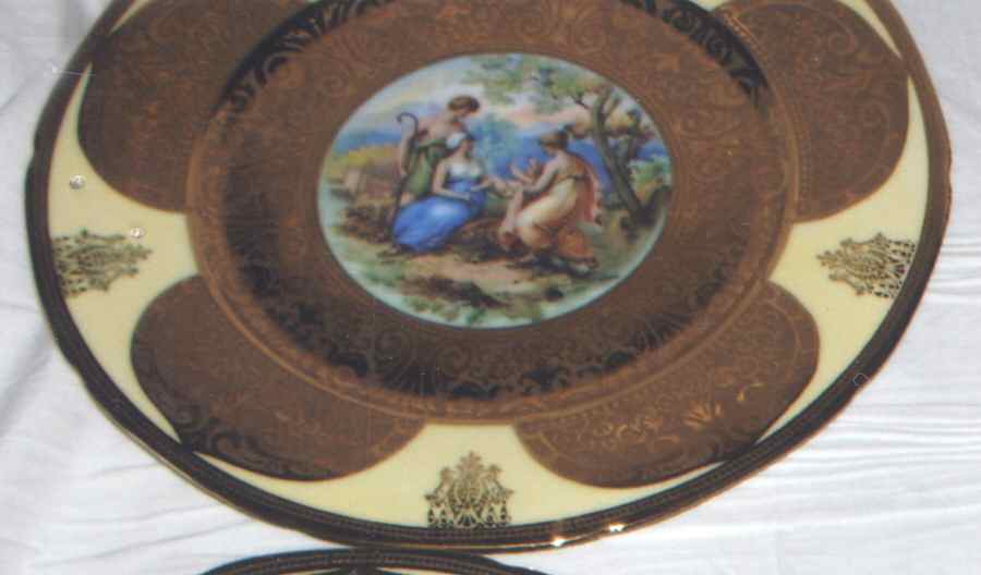 RCQ17 Service Plate (Charger) by Royal China (made in France)-1