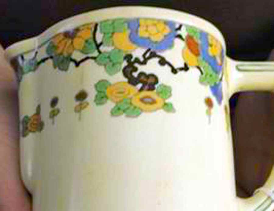 D4986 Pitcher by Royal Doulton-1