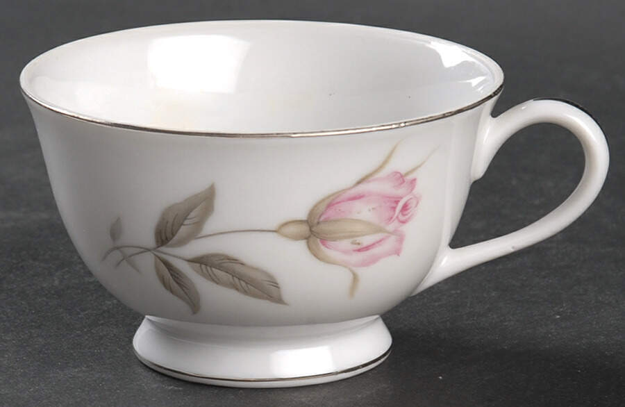 Princess Rose Footed Cup by Royal Crest (Japan)-1