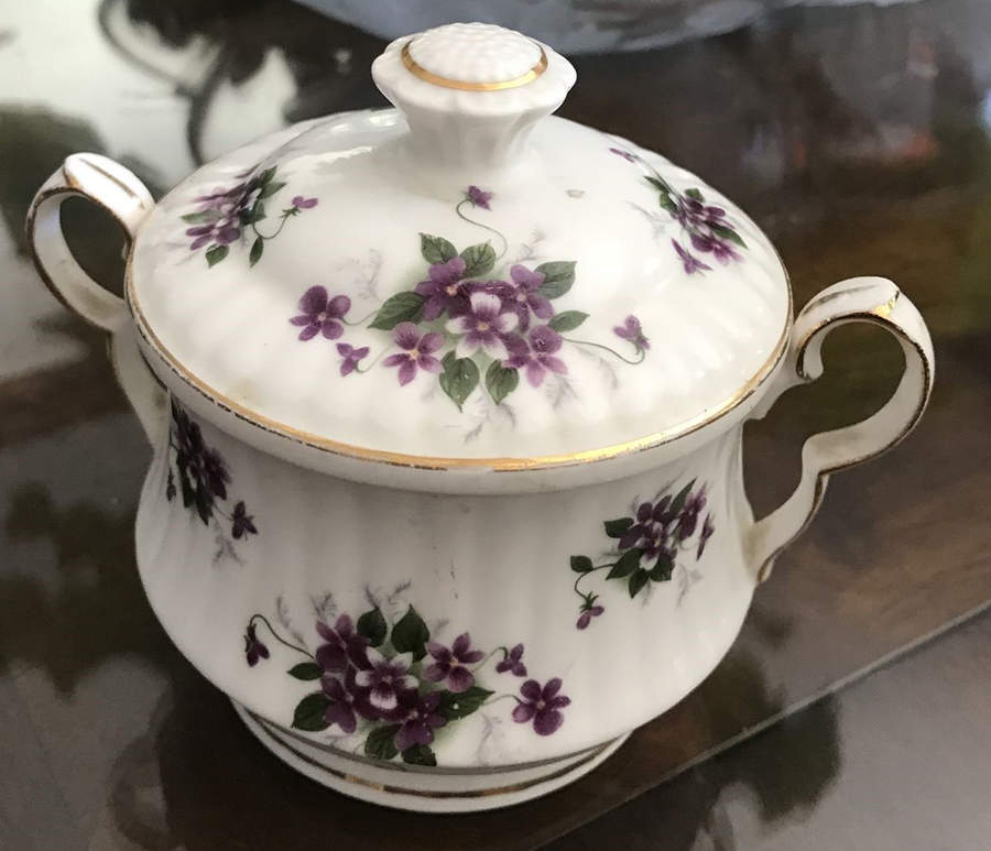 D3122-12 Sugar Bowl & Lid by Royal Windsor-1