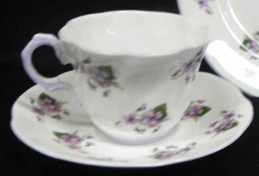 RIA90 Flat Cup & Saucer Set by Rosina-Queens-1