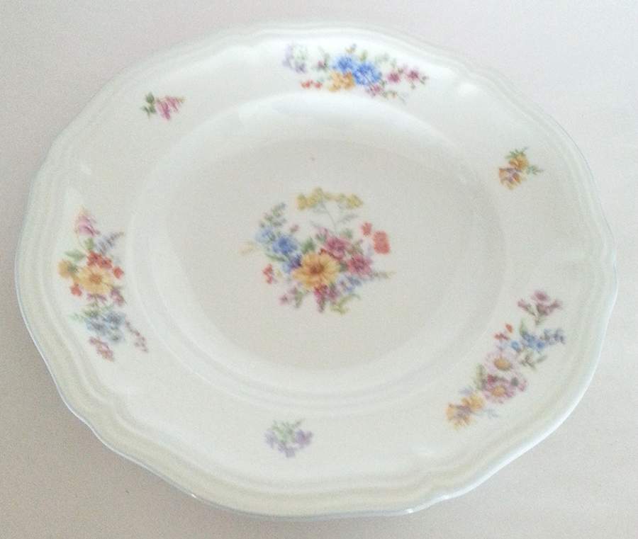 R2719 Dinner Plate by Rosenthal - Continental-1