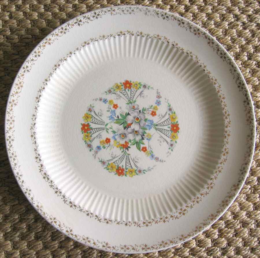 RYL350 Dinner Plate by Royal (USA)-1
