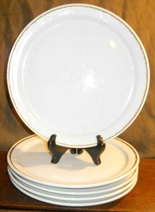 E551-K3 Dinner Plate by Rego-1