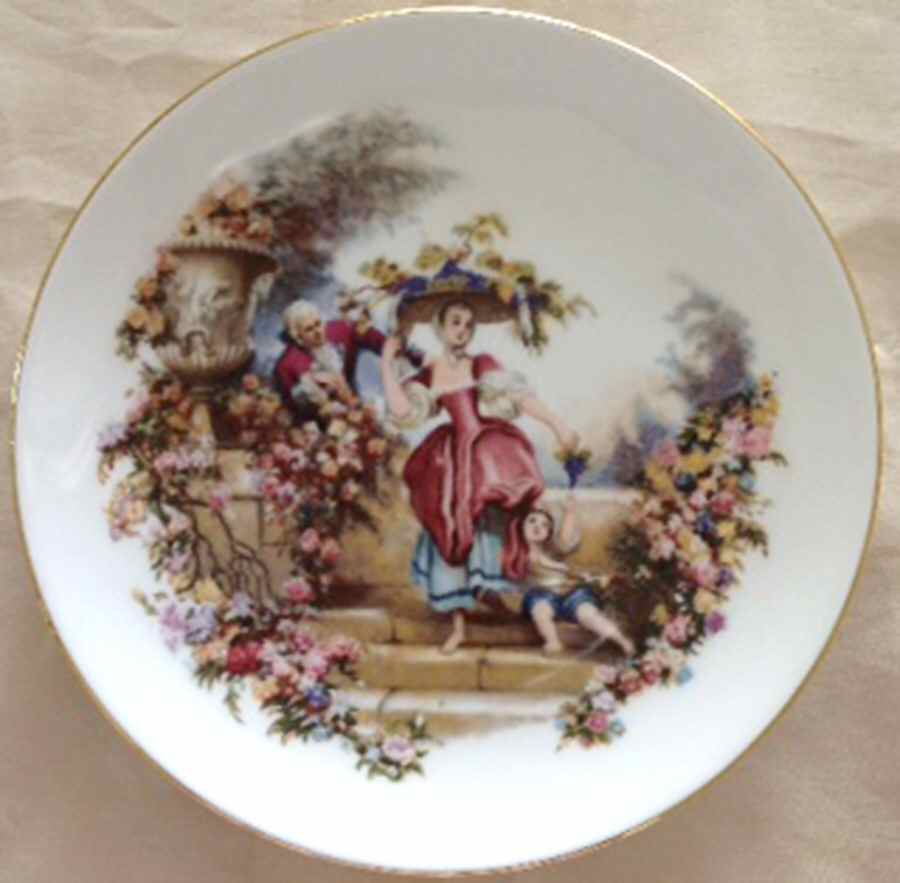 RD337 Salad Plate by Royal Doulton-1