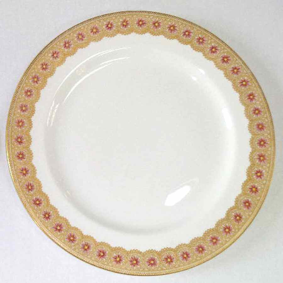 Z8246 Dinner Plate by Royal Worcester-1