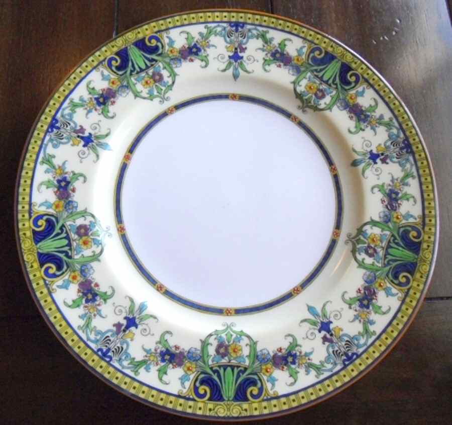 RW283 Dinner Plate by Royal Worcester-1