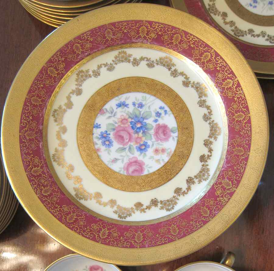 RYT8 Dinner Plate by Royalton-1